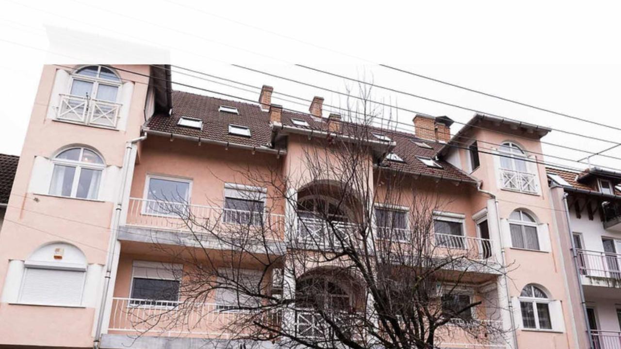 Szeged Gyoengye Apartment ภายนอก รูปภาพ