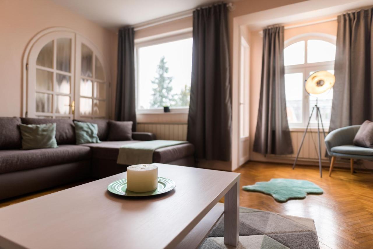 Szeged Gyoengye Apartment ภายนอก รูปภาพ
